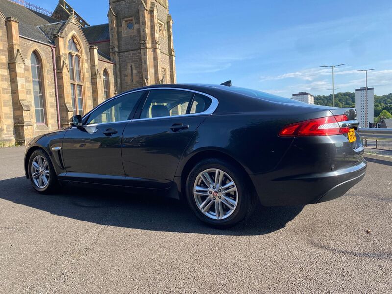 JAGUAR XF