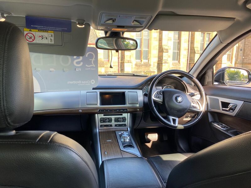 JAGUAR XF