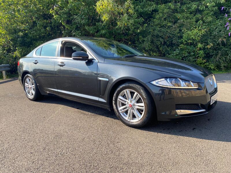 JAGUAR XF