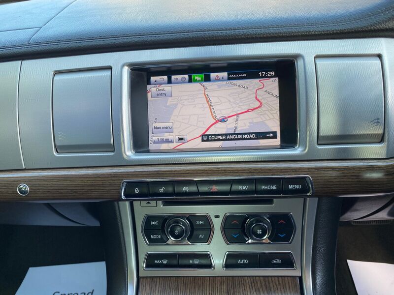 JAGUAR XF