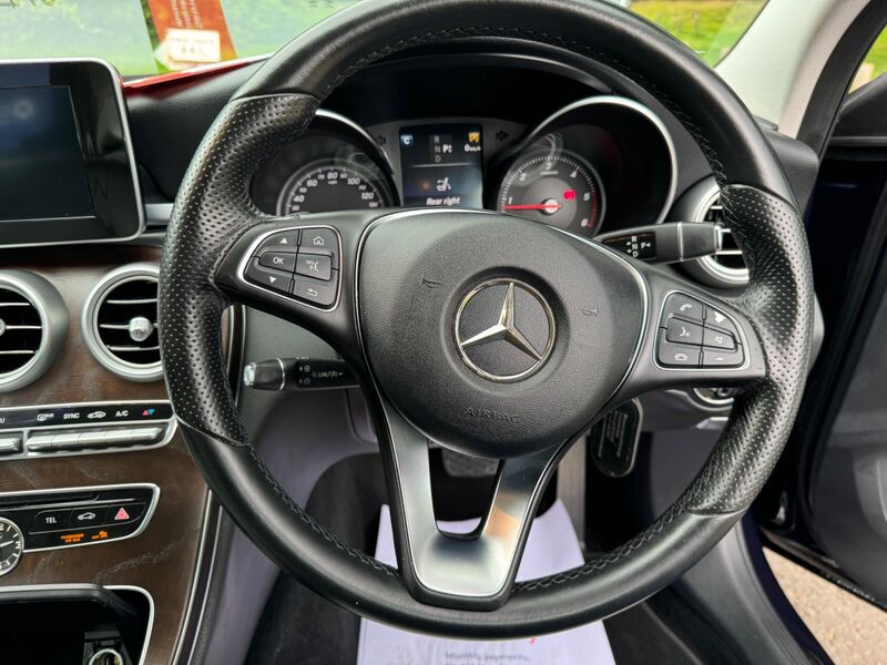 MERCEDES-BENZ C CLASS