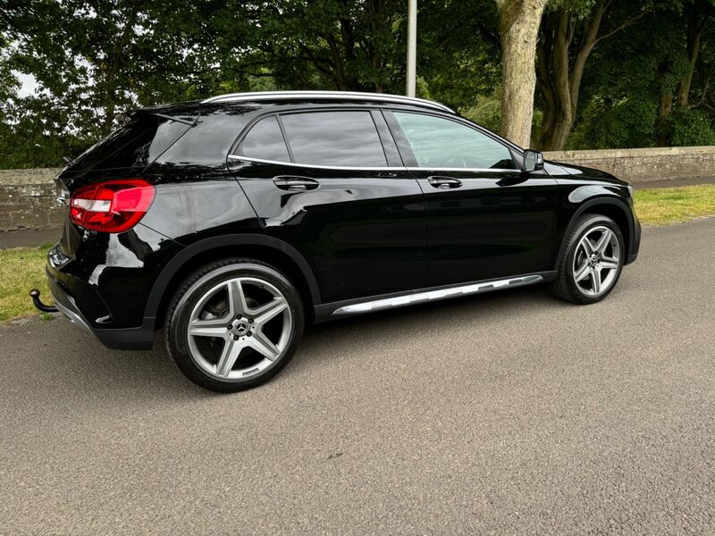 MERCEDES-BENZ GLA CLASS