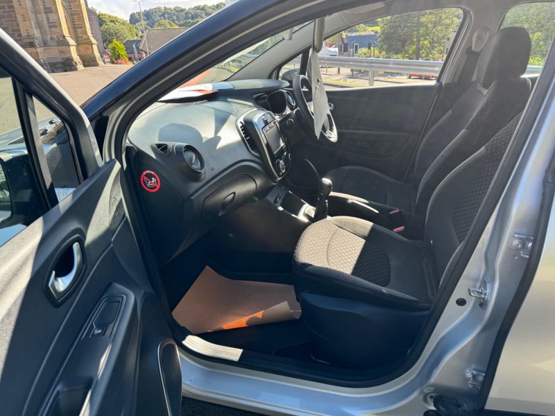 RENAULT CAPTUR