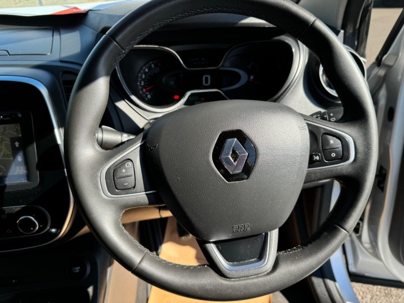 RENAULT CAPTUR