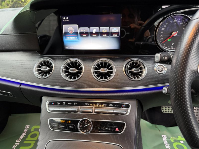 MERCEDES-BENZ E CLASS
