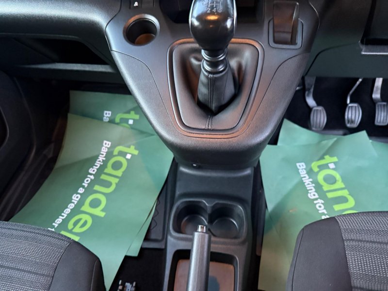 VAUXHALL COMBO LIFE