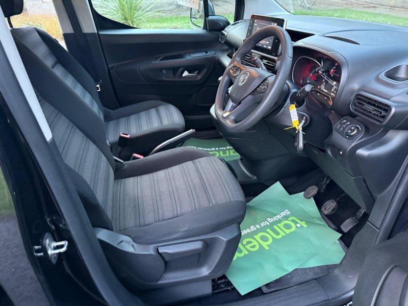 VAUXHALL COMBO LIFE