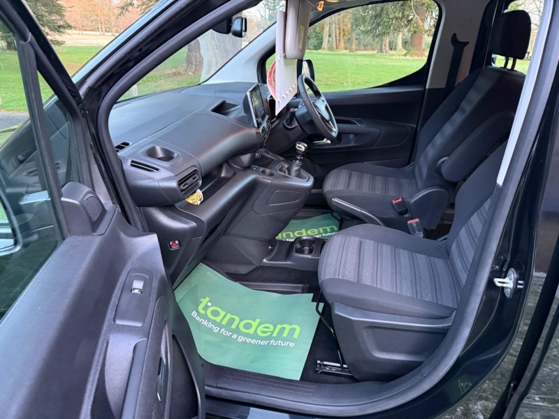 VAUXHALL COMBO LIFE