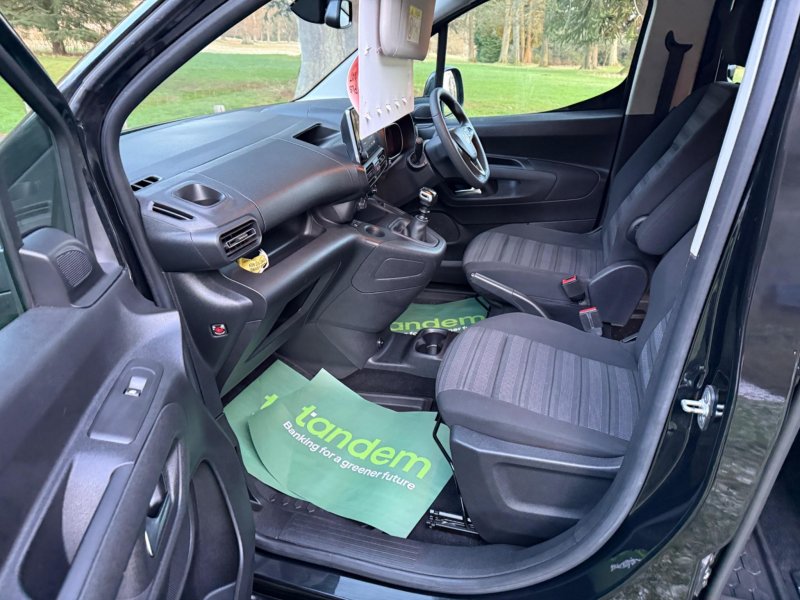 VAUXHALL COMBO LIFE