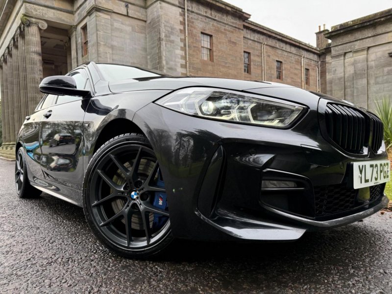 BMW 1 SERIES