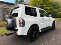 MITSUBISHI SHOGUN