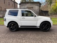 MITSUBISHI SHOGUN
