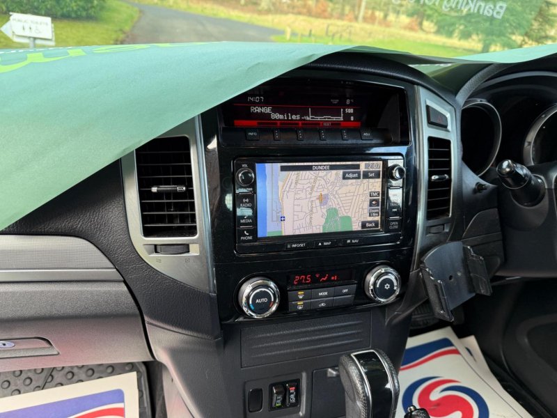 MITSUBISHI SHOGUN