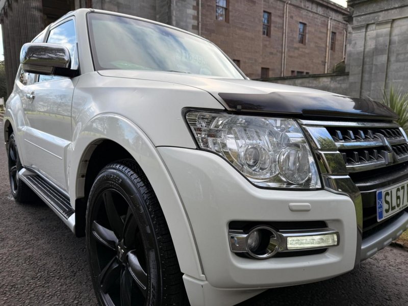 MITSUBISHI SHOGUN