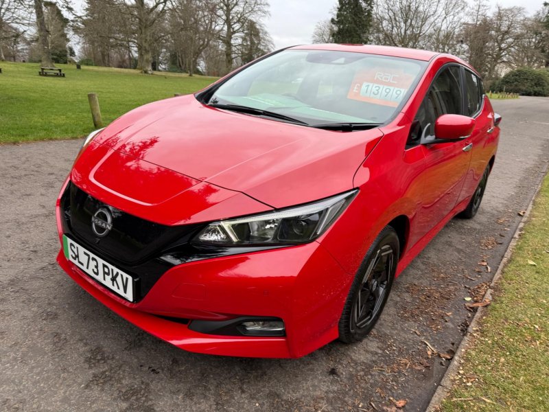NISSAN LEAF