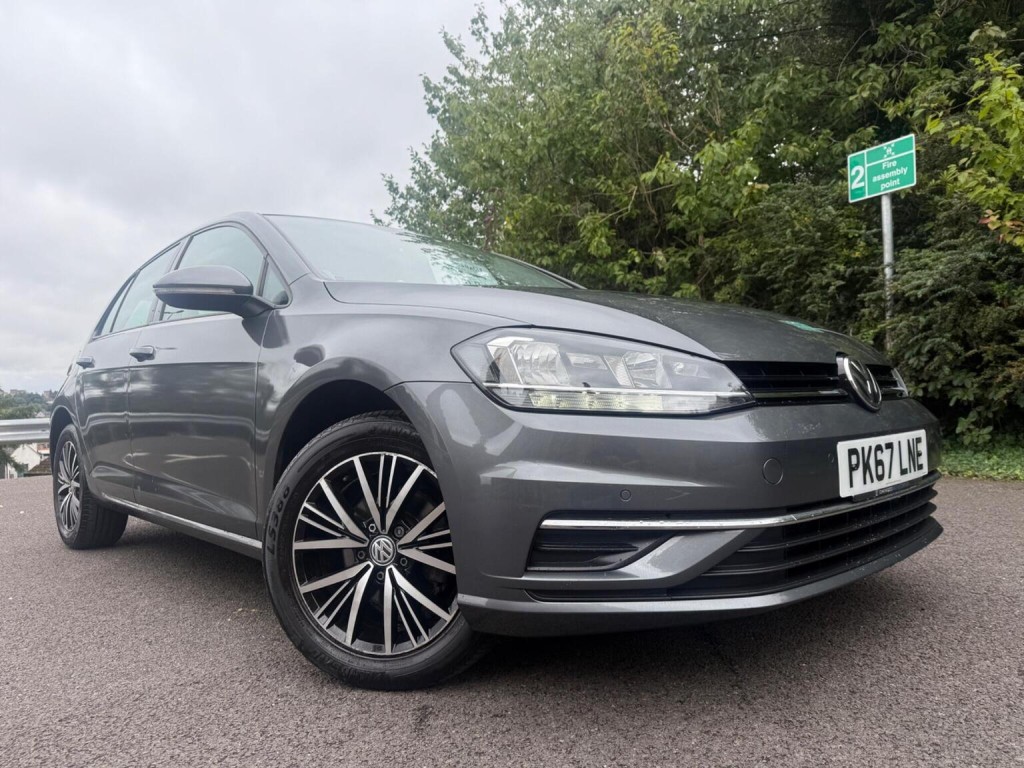 2017 Volkswagen GOLF